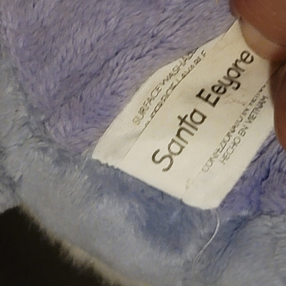 Disney EEYORE  Santa eeyore in a Santa suit and hat bird on head stuffed Animal - Picture 12 of 12